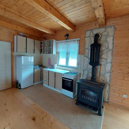 זבליאק Mountain Peace Cottage מראה חיצוני תמונה