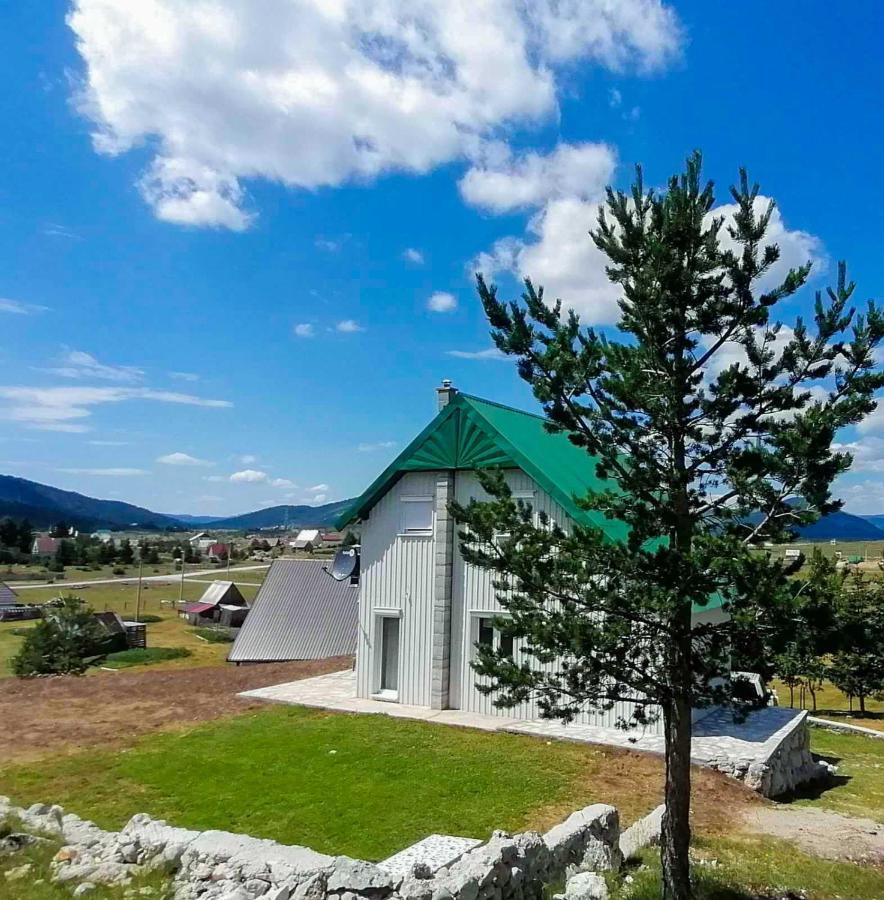 זבליאק Mountain Peace Cottage מראה חיצוני תמונה