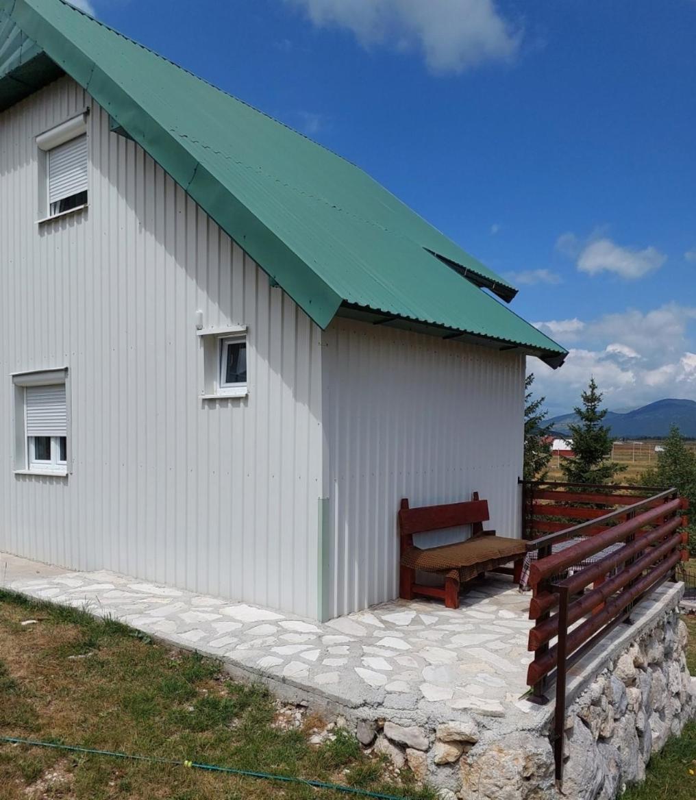 זבליאק Mountain Peace Cottage מראה חיצוני תמונה