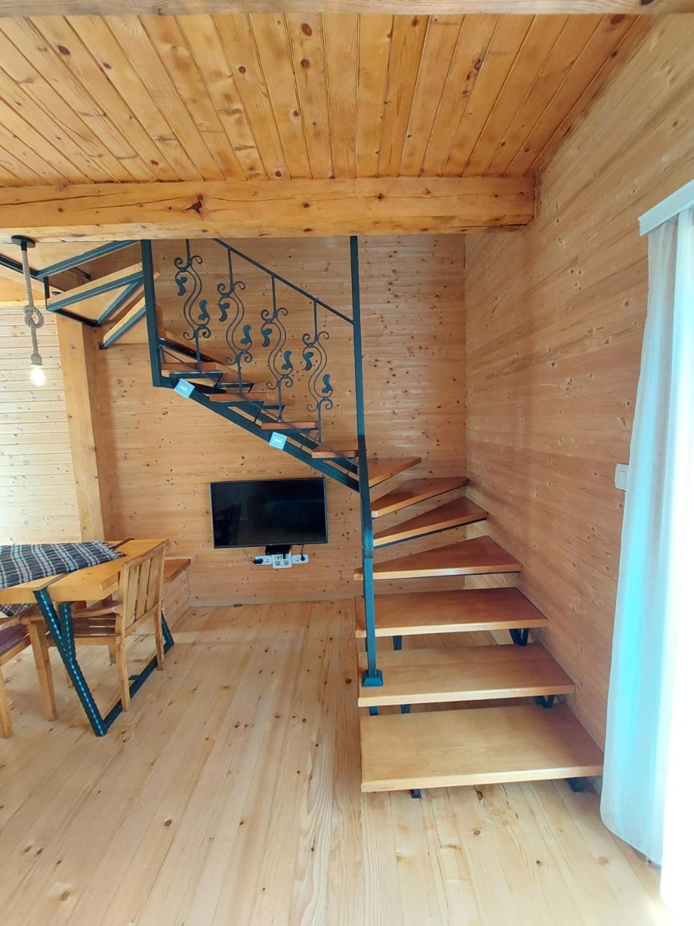 זבליאק Mountain Peace Cottage מראה חיצוני תמונה